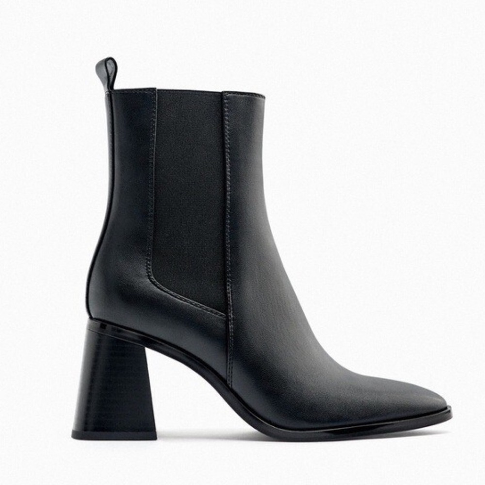 ZARA Geometric Block Heel Ankle Boots